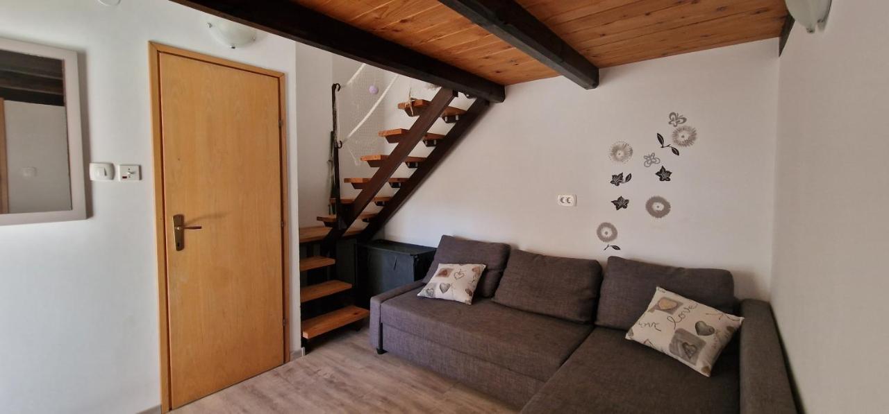 Apartmani Dutkovic Vrboska Exteriér fotografie