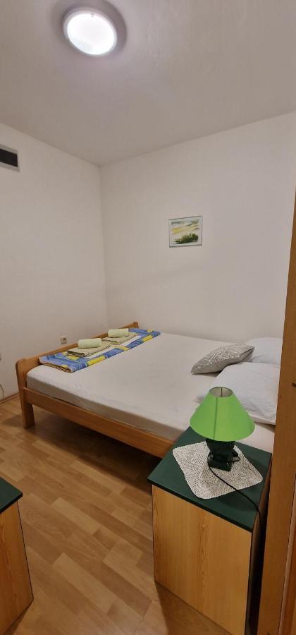 Apartmani Dutkovic Vrboska Exteriér fotografie