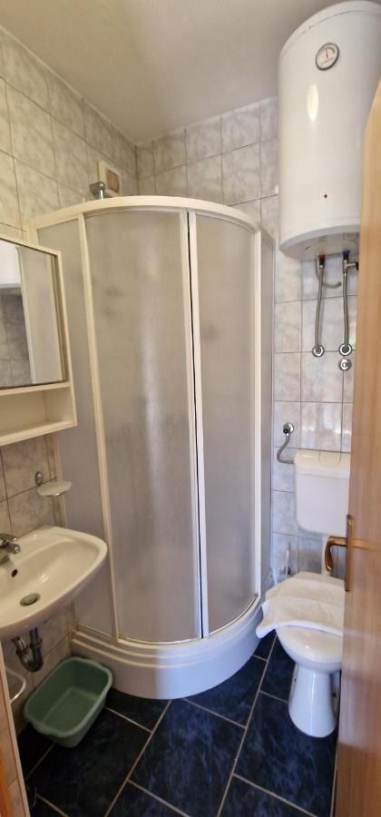 Apartmani Dutkovic Vrboska Exteriér fotografie